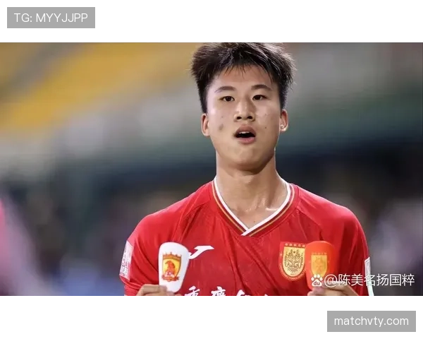 广州足球俱乐部中甲赛场锻炼年轻阵容，攻防表现趋于稳定